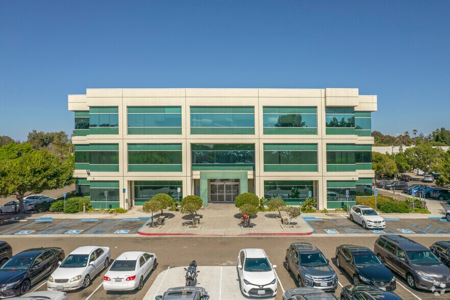 Primary Photo Of 995 Gateway Center Way, San Diego Medical For Lease