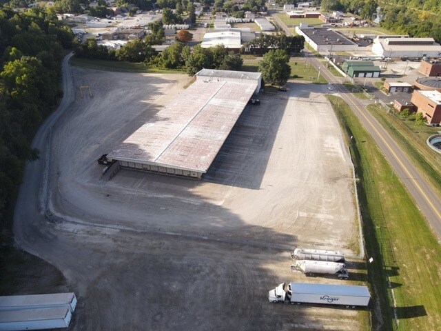 Primary Photo Of 1705 Moxahala Ave, Zanesville Industrial For Lease