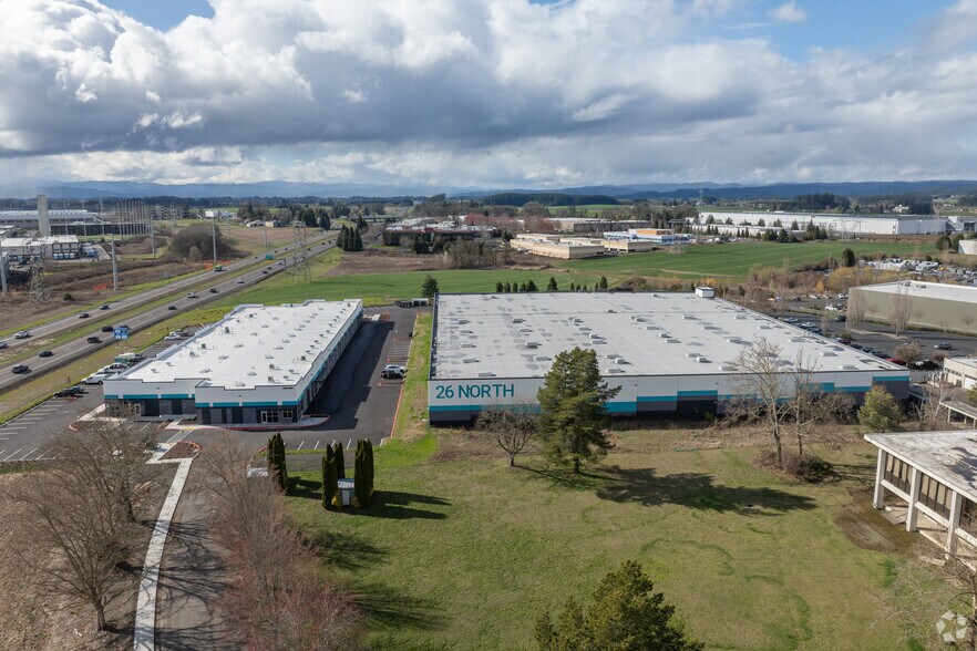 More Photos Of 5640 NE Wagon Dr, Hillsboro Light Distribution For Lease