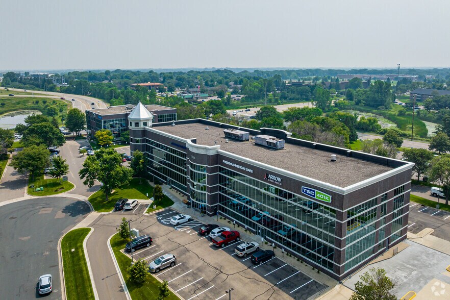 More Photos Of 7365 Kirkwood Ct, Maple Grove Office For Lease