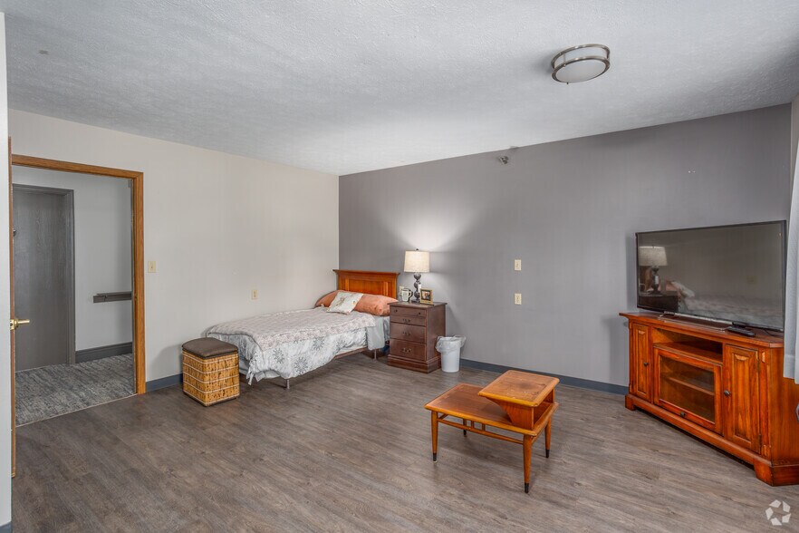 More Photos Of 2224 Walters Rd, Allison Park Assisted Living For Sale