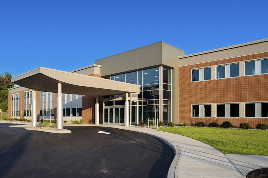 More Photos Of 1783 Route 9, Clifton Park Medical For Sale