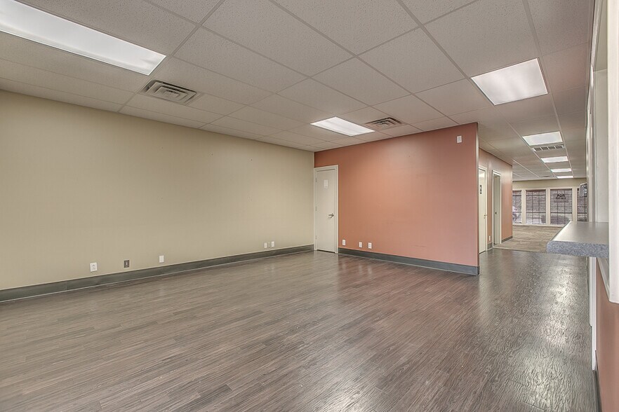 More Photos Of 1001-1045 N Highland Ave, Murfreesboro Medical For Lease