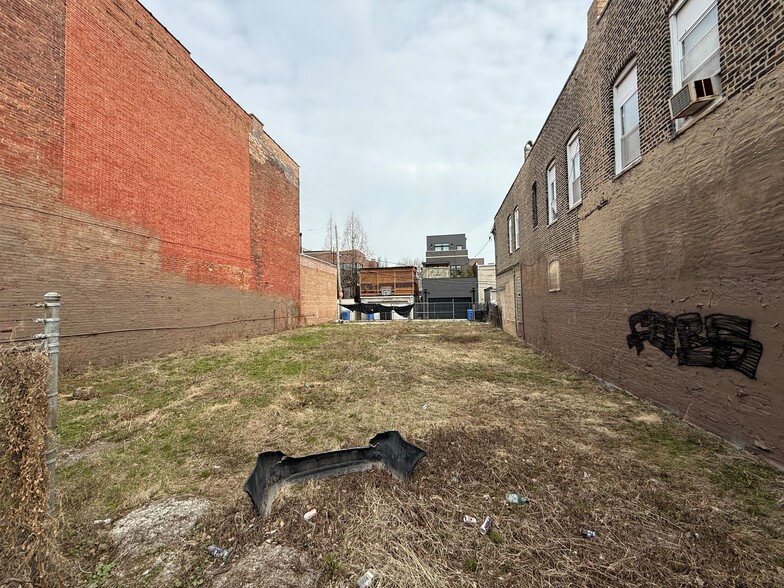 Primary Photo Of 1812 W Grand Ave, Chicago Land For Sale