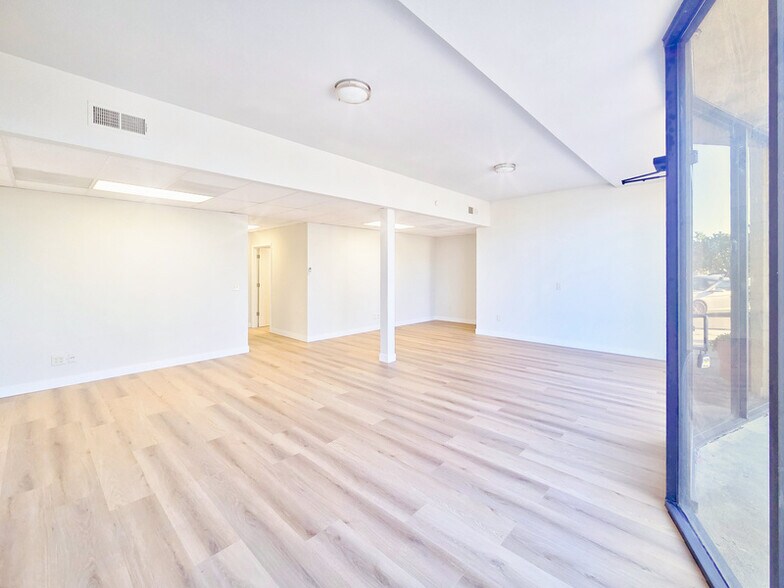 More Photos Of 1396 E Santa Clara St, San Jose Storefront Retail Residential For Lease