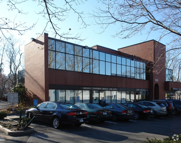 More Photos Of 1200 E Putnam Ave, Riverside Office For Lease