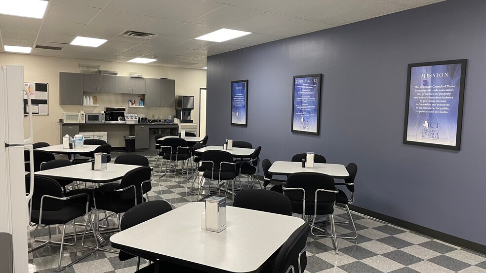 More Photos Of 2801 S Interstate 35 S, Austin Loft Creative Space For Lease