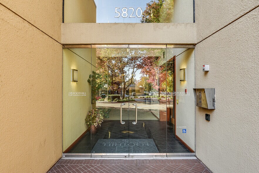 More Photos Of 5820 Stoneridge Mall Rd, Pleasanton Medical For Lease