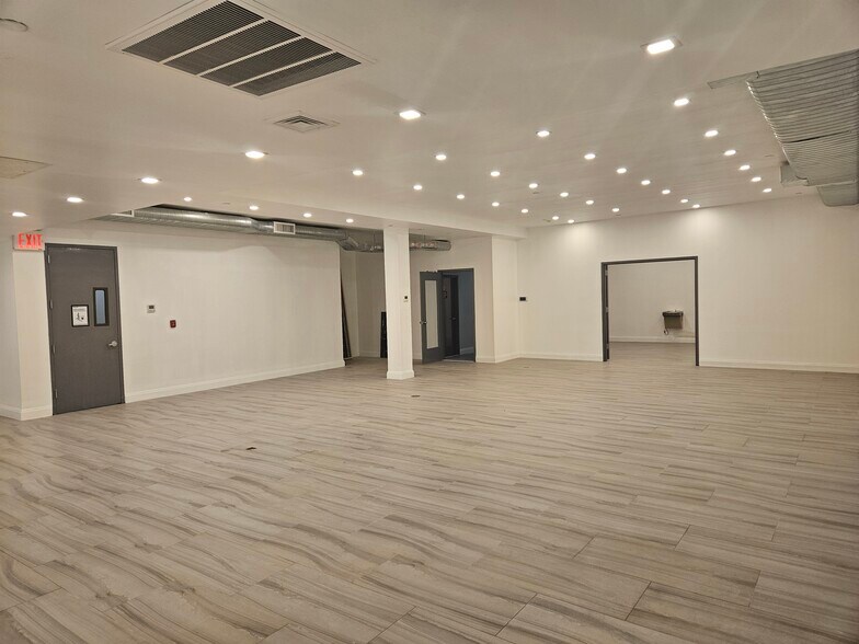 More Photos Of 1025 Pacific St, Brooklyn Loft Creative Space For Lease