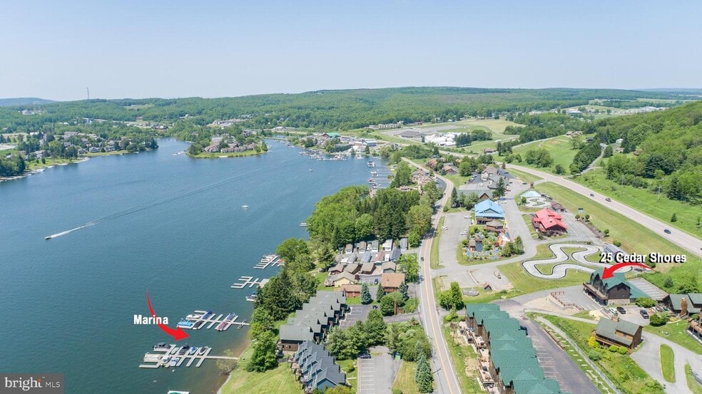 More Photos Of 25 Cedar Shores dr, Mchenry Marina For Sale