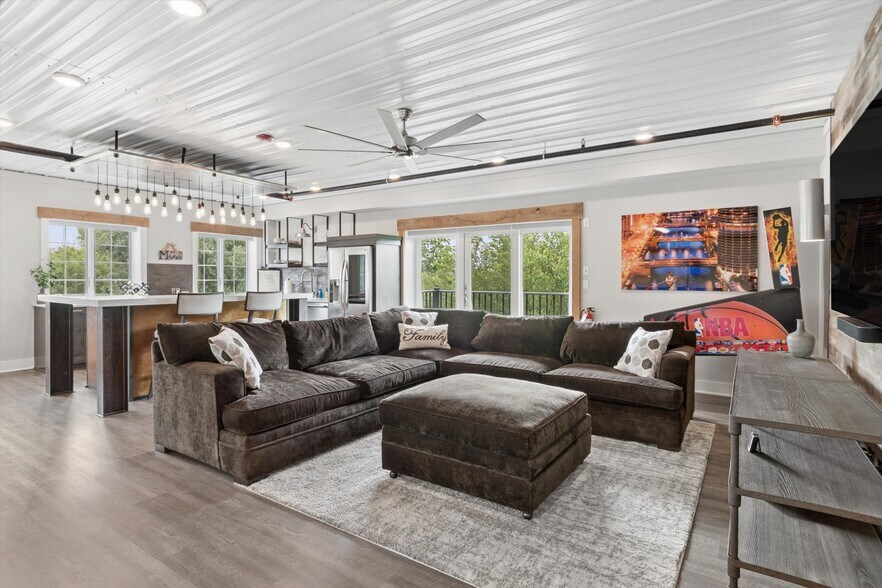 More Photos Of 2252 Ferry M#101 Road, Naperville Industrial For Sale