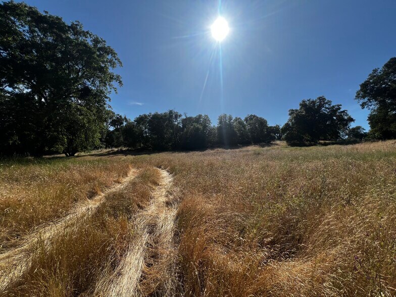 More Photos Of 7060 La Mesa Ln, Somerset Land For Sale