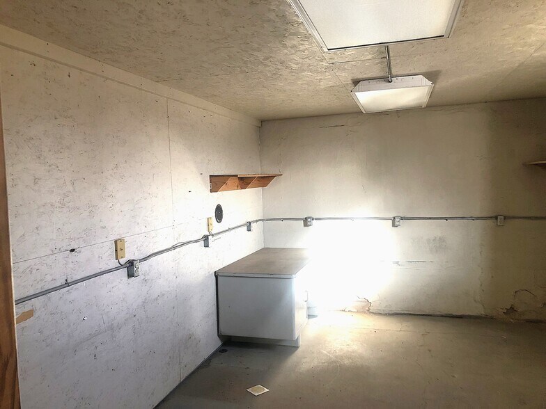 More Photos Of 2650 U.S. Rte 66 Hwy, Gallup Flex For Sale