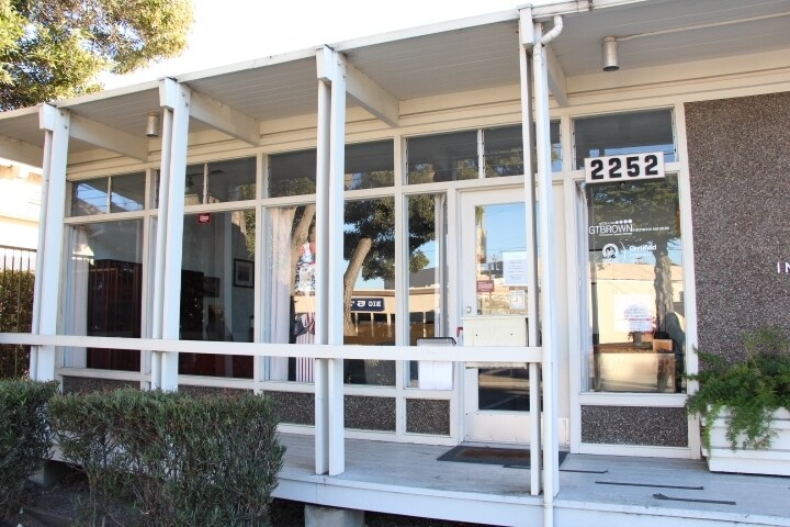 More Photos Of 2240-2252 N Fremont St, Monterey Storefront Retail Office For Sale