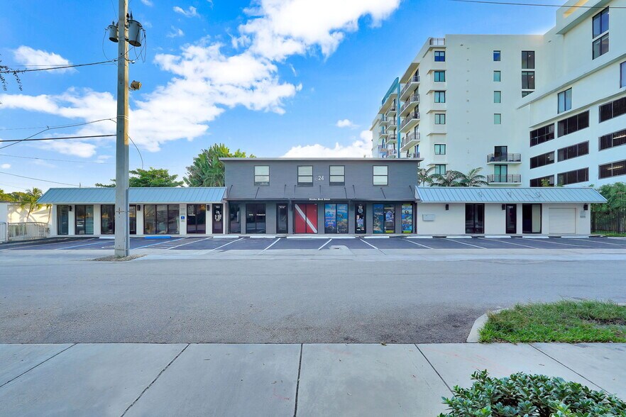 More Photos Of 24 NE 1st Ave, Dania Beach Loft Creative Space For Sale