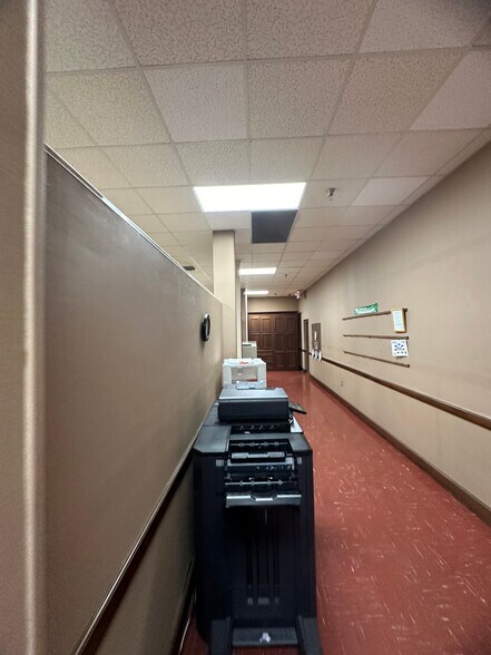 More Photos Of 201 N Troup St, Valdosta Office For Sale