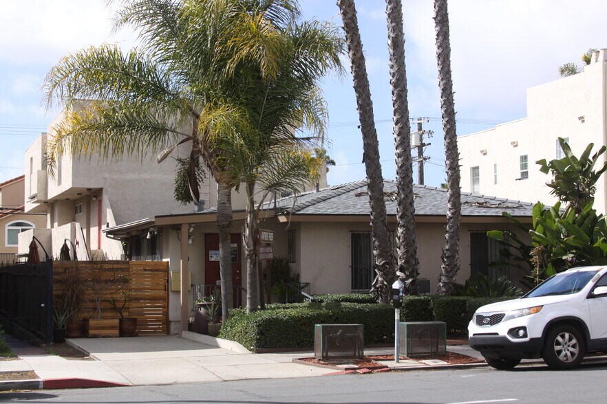 Primary Photo Of 3664 4th Ave, San Diego Apartments For Sale