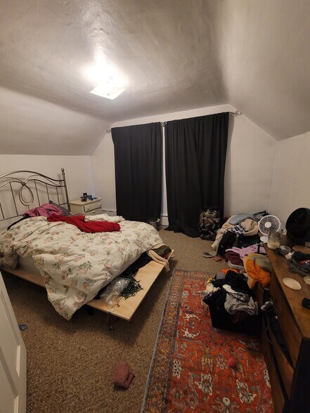 More Photos Of 1109 E 3rd St, Duluth Apartments For Sale