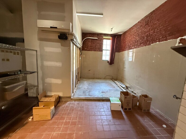 More Photos Of 1183 Fulton St, Brooklyn Apartments For Lease