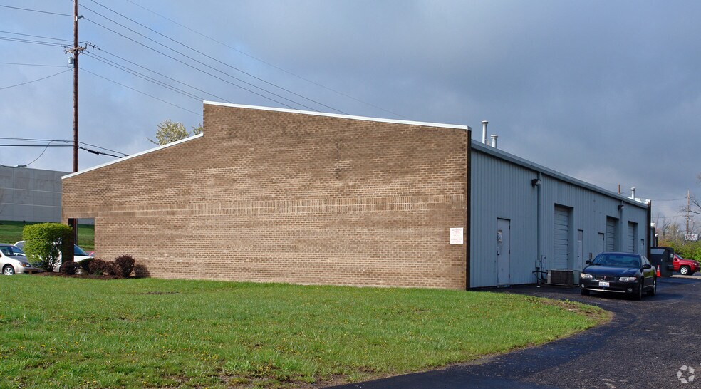 More Photos Of 4350-4372 Muhlhauser Rd, Fairfield Research And Development For Lease