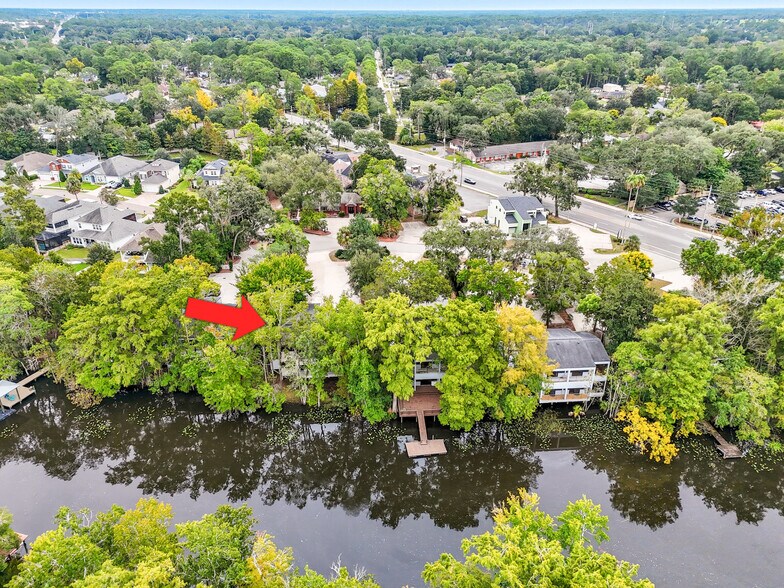 More Photos Of 8818 Goodbys Executive Dr, Jacksonville Office For Sale