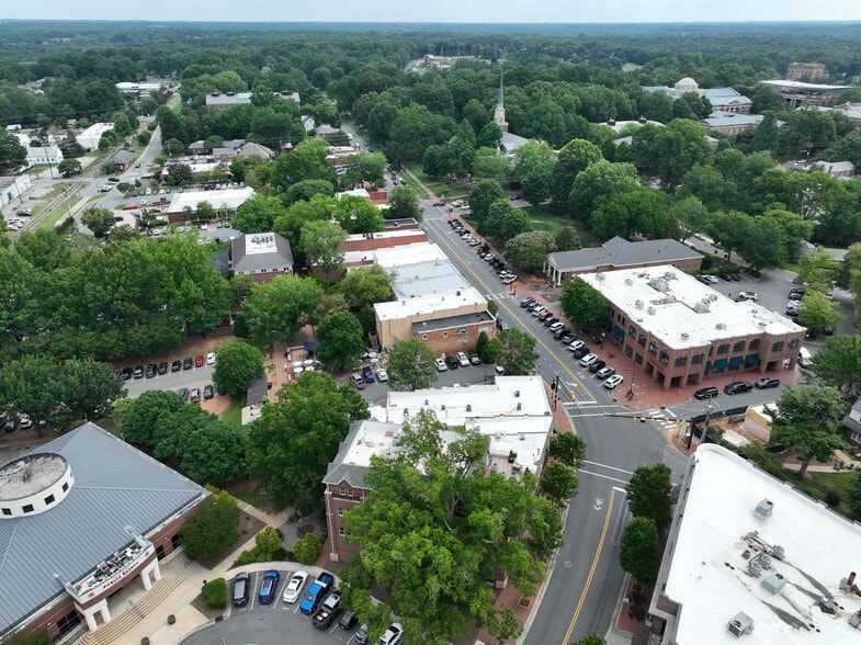 More Photos Of 206-212 N Main St, Davidson Office Residential For Sale