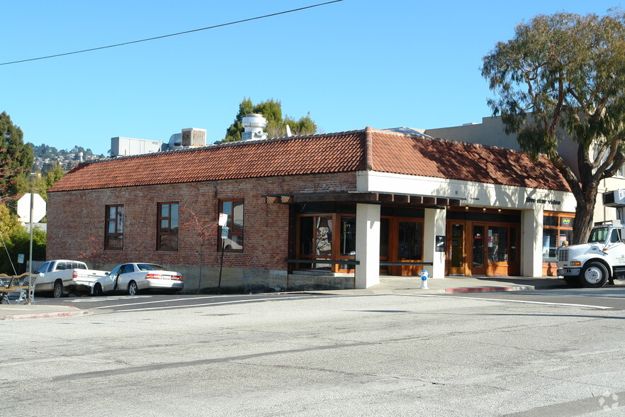 Primary Photo Of 1501 Solano Ave, Albany Restaurant For Sale