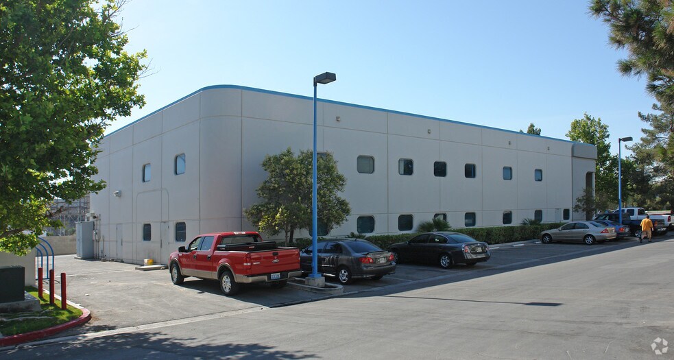 More Photos Of 4670 Polaris Ave, Las Vegas Office For Lease