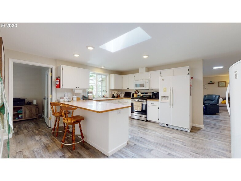 More Photos Of 250 68th St, Springfield Continuing Care Retirement Community For Sale