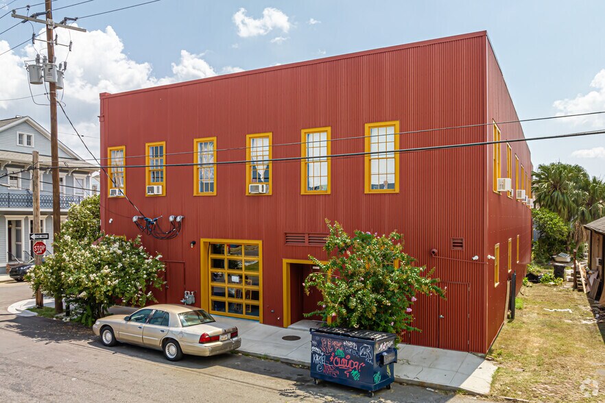 More Photos Of 3000 Royal St, New Orleans Storefront Retail Office For Lease