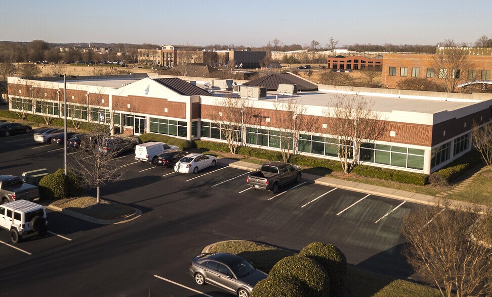 Primary Photo Of 131 plantation ridge Dr, Mooresville Office For Lease