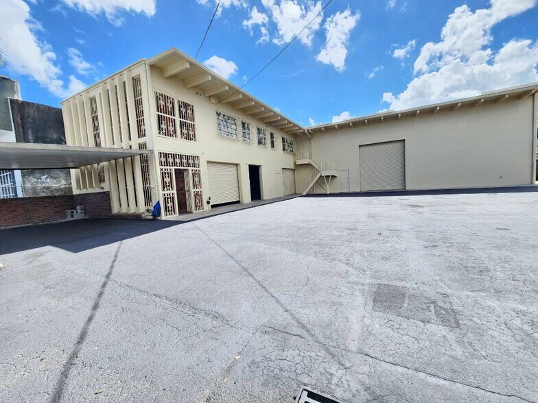 Primary Photo Of 890 SW 69th Ave, Miami Warehouse For Lease
