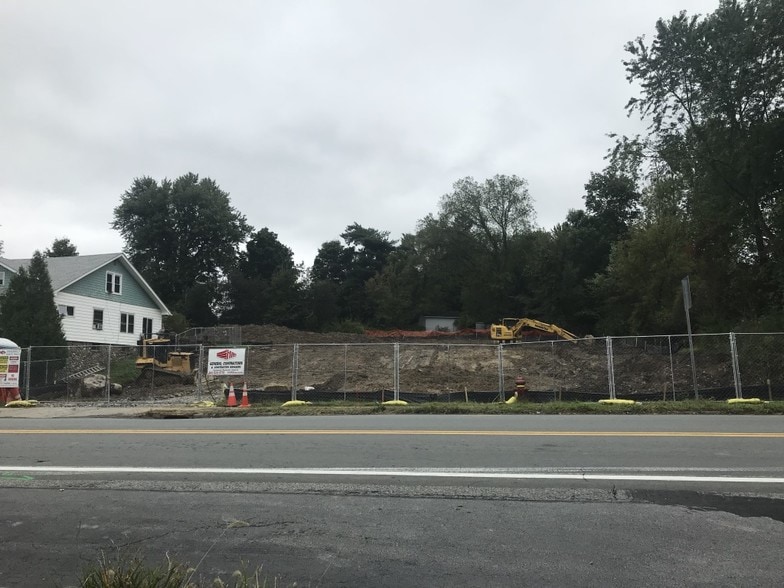 More Photos Of 466 E Main St, Middletown Medical For Lease