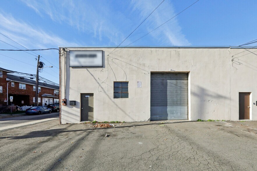 More Photos Of 16-18 Van Wettering, Hackensack Warehouse For Lease