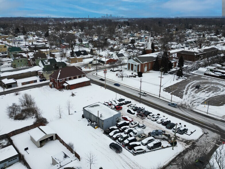 More Photos Of 4700 W 130th St, Cleveland Storefront For Sale
