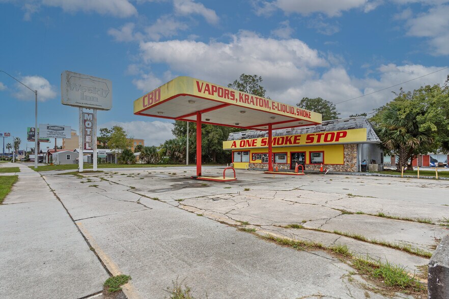 More Photos Of 3816 W Us-90, Lake City Convenience Store For Sale