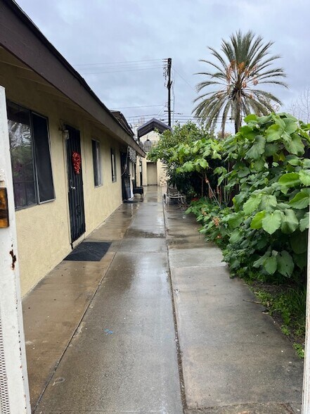 More Photos Of 420 S Melrose St, Anaheim Apartments For Sale