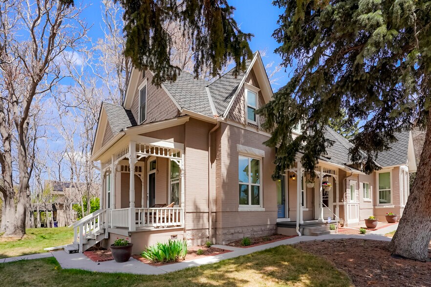 More Photos Of 1979 W Littleton Blvd, Littleton Office Residential For Sale