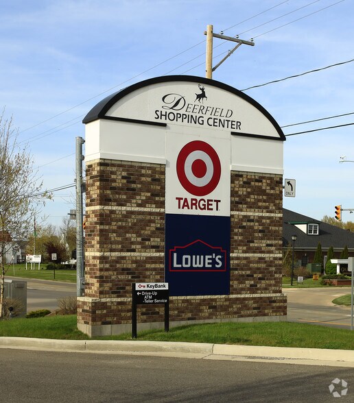 More Photos Of 7566-7590 Oak Point Rd, Amherst Storefront For Lease