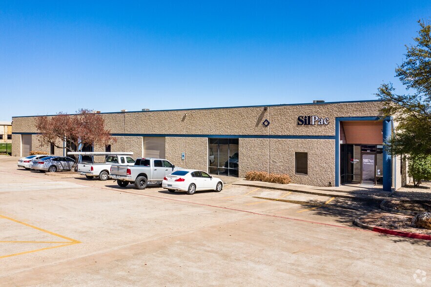 More Photos Of 9701 Dessau Rd, Austin Unknown For Lease