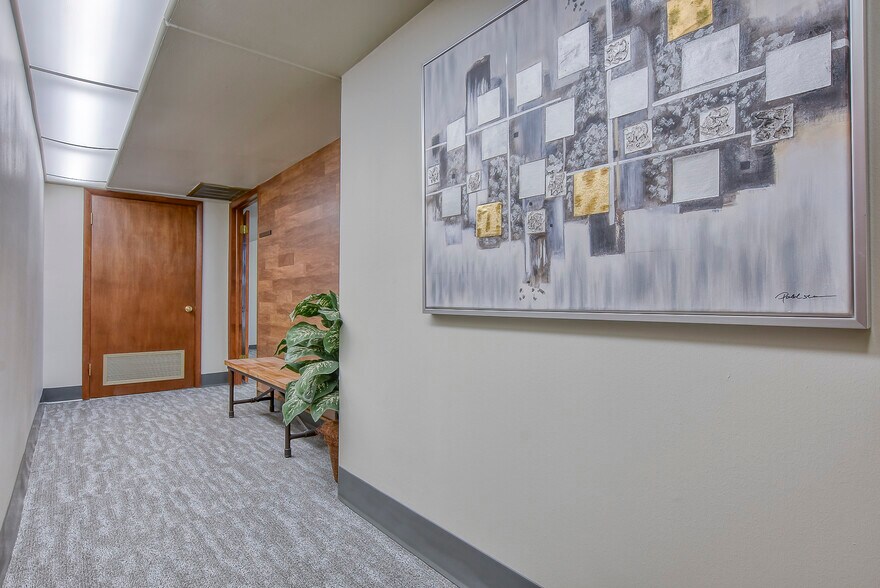 More Photos Of 2720 E Yampa St, Colorado Springs Office Residential For Lease