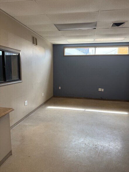 More Photos Of 4860 Clark Howell Hwy, College Park Freestanding For Lease