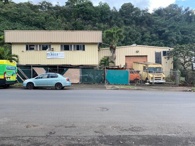 More Photos Of 96-1243 Waihona St, Pearl City Warehouse For Sale