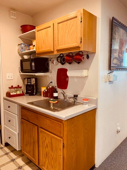 More Photos Of 2301 Main St, Susanville Storefront Retail Office For Sale