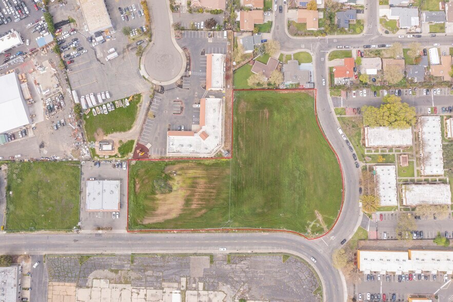 More Photos Of Lindale Dr @ Lewiston, Sacramento Land For Sale