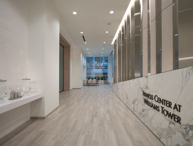 More Photos Of 2800 Post Oak Blvd, Houston Coworking Space