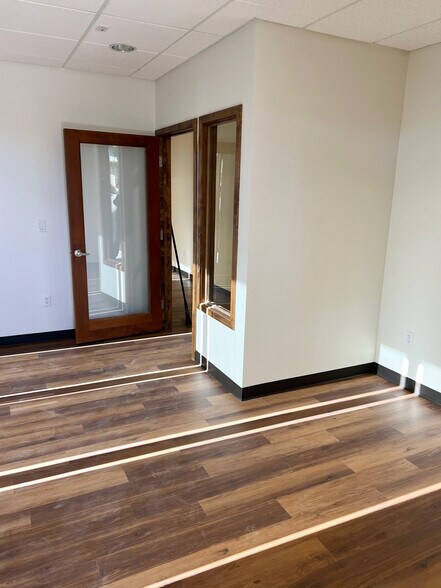 More Photos Of 7202 E Carefree Dr, Carefree Office For Lease