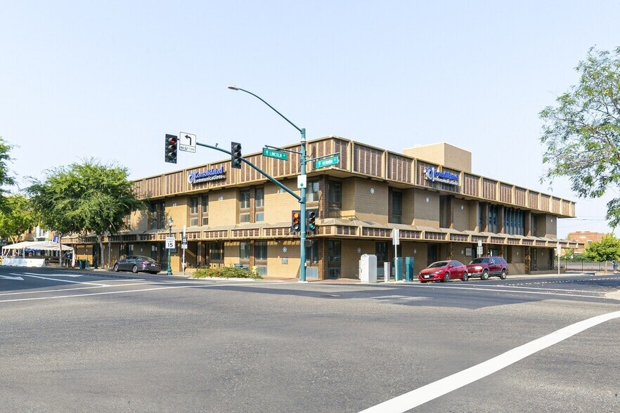 More Photos Of 200 Vernon St, Roseville Office For Lease