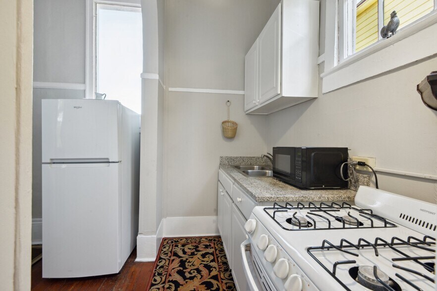 More Photos Of 1933 Esplanade Ave, New Orleans Multifamily For Sale