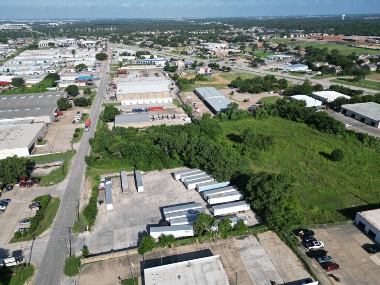 More Photos Of 2802 S Pipeline Rd, Euless Land For Lease